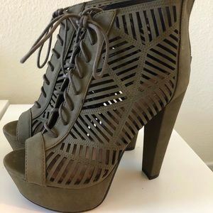 Olive Platform Heels